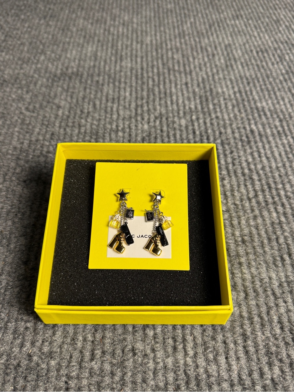 NWT Marc Jacobs The Mini Icon Charm Earrings Gold/Silver